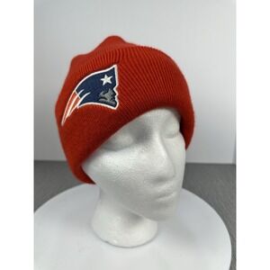 US Men's National SOCCER KNIT Beanie Hat: RED WHITE AND BLUE Embroidered USA
